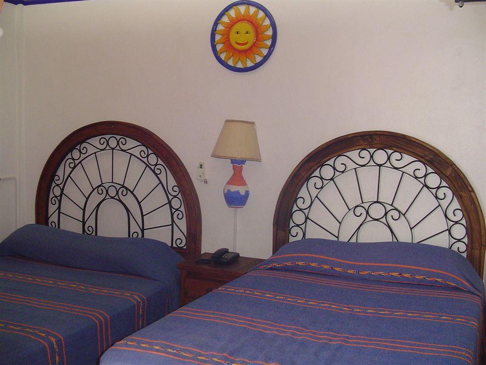 Hotel&Suites Coral Puerto Vallarta Buitenkant foto